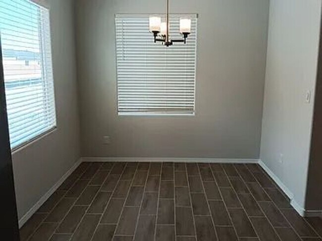 Foto del edificio - Welcome to this beautiful 3 bedroom, 2 bat...