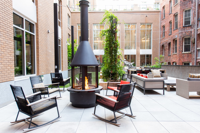 Building Photo - The Lurgan