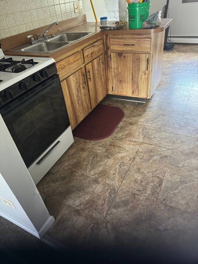 Foto del edificio - 14737 Kilpatrick Ave