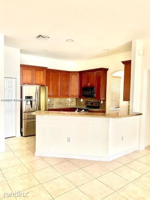 Foto del edificio - 5 br, 3 bath House - 10711 SW 236th Ter