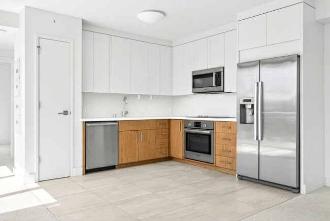 Building Photo - 629 Keeaumoku Street - Azure Ala Moana #1303