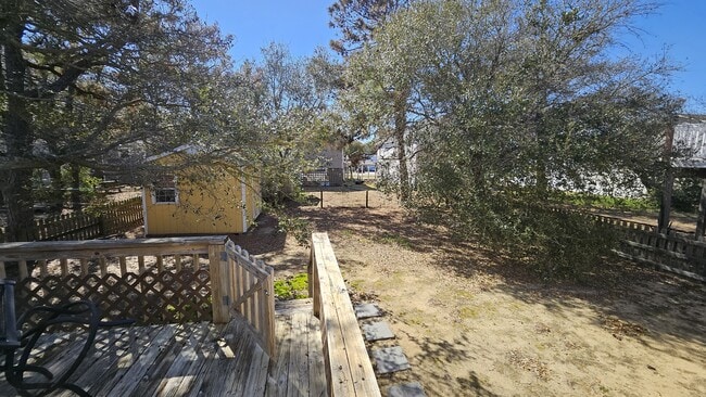 Building Photo - 2038 Norfolk St