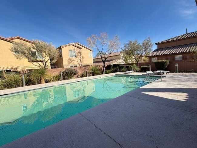 Building Photo - First Show: The first open showing is on Wed 3/25 at 4pm. Please be prompt. We will be processing...