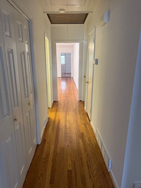 Building Photo - 6681 Castleton Dr NW