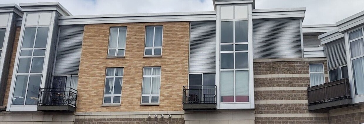 Foto principal - 2121 S Kinnickinnic Ave