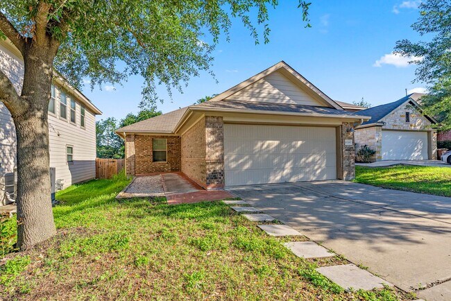 Building Photo - Beautiful 3 bedroom, 2 bathroom home in Southeast Austin!!!