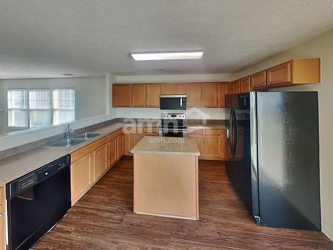 Foto del edificio - 334 Stewart Springs Dr