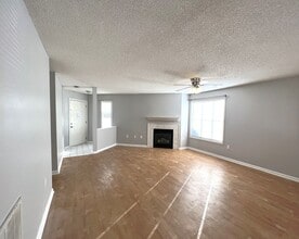 Building Photo - 4162 Breezewood Dr