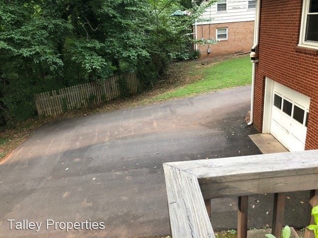 Building Photo - 4 br, 2.5 bath House - 6228 Candlewood Drive
