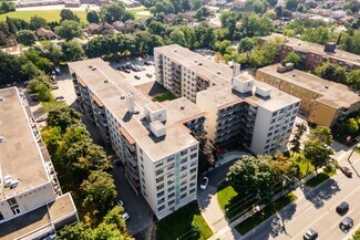 Building Photo - 1759-1759 Victoria Park Ave