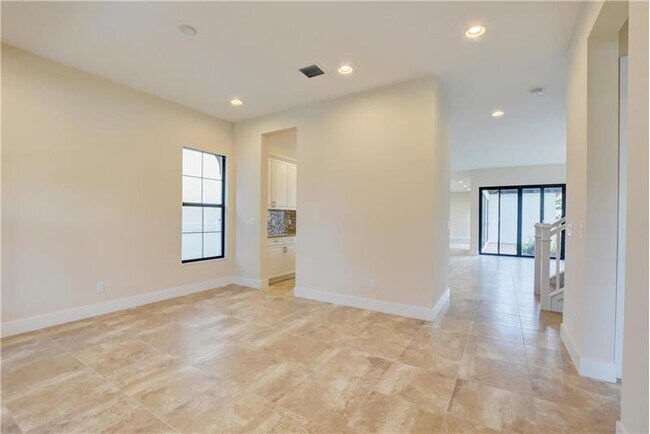 Building Photo - 13221 Alton Rd