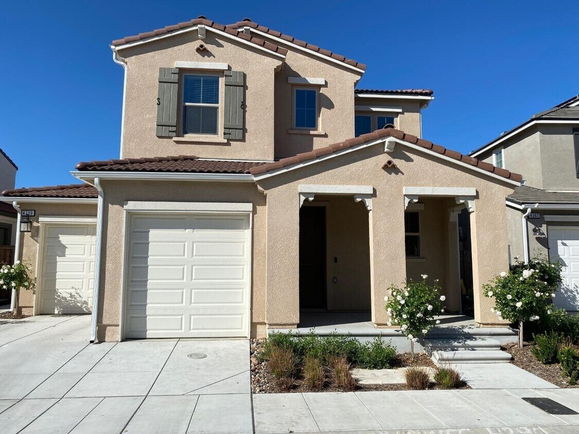 4290 horizon drive, Madera, CA 93636 House Rental in Madera, CA