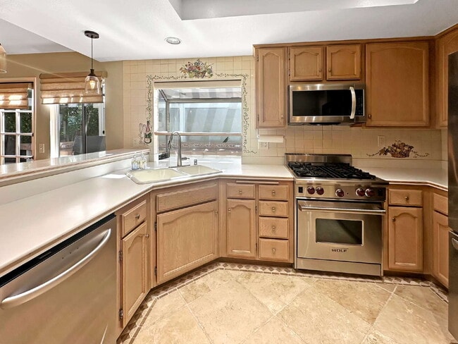 Building Photo - Welcome to this Charming Single-Story Home...