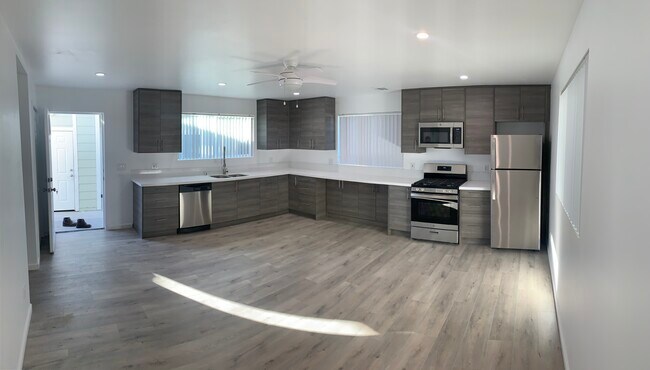 Foto del edificio - 5652 Satsuma Ave