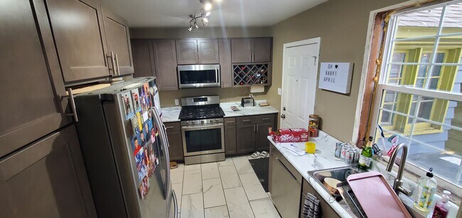 Kitchen (from dining room) - 304 State St
