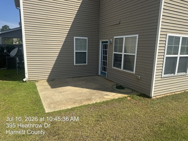 Building Photo - 394 Heathrow Drive
