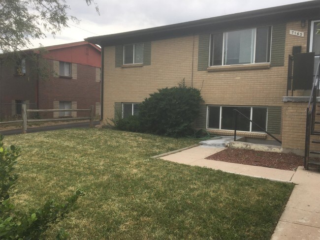 Foto del edificio - 7169 Stuart St