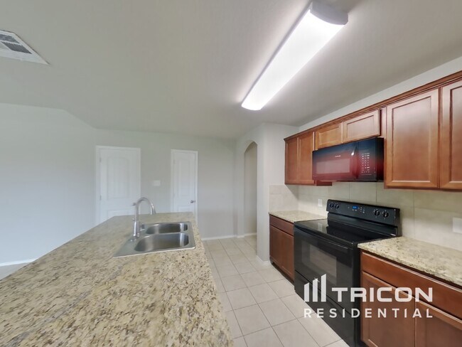 Foto del edificio - 2321 Triston St