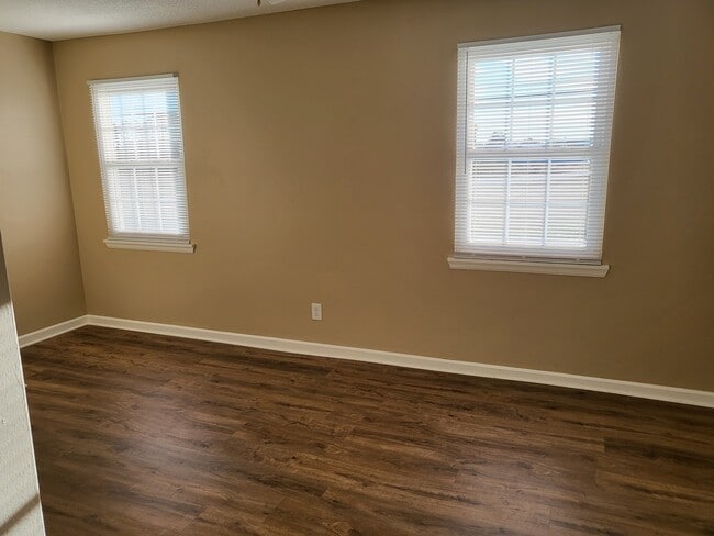 Building Photo - 1287 Banks Mill Rd SE