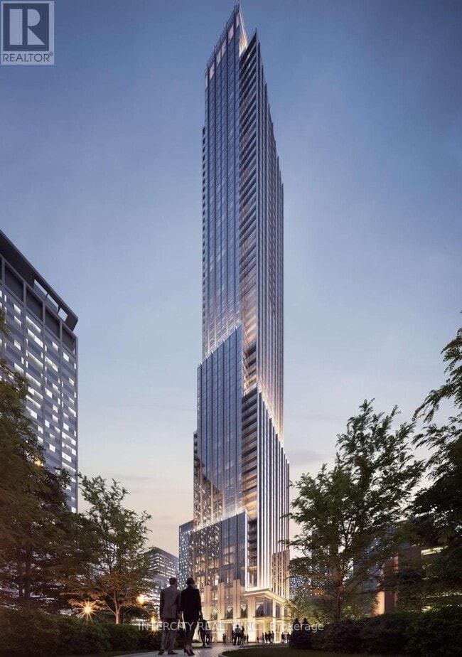 Building Photo - 11-6211 Yorkville Ave