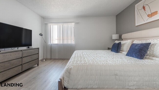 Foto del edificio - 1455 E Katie Ave