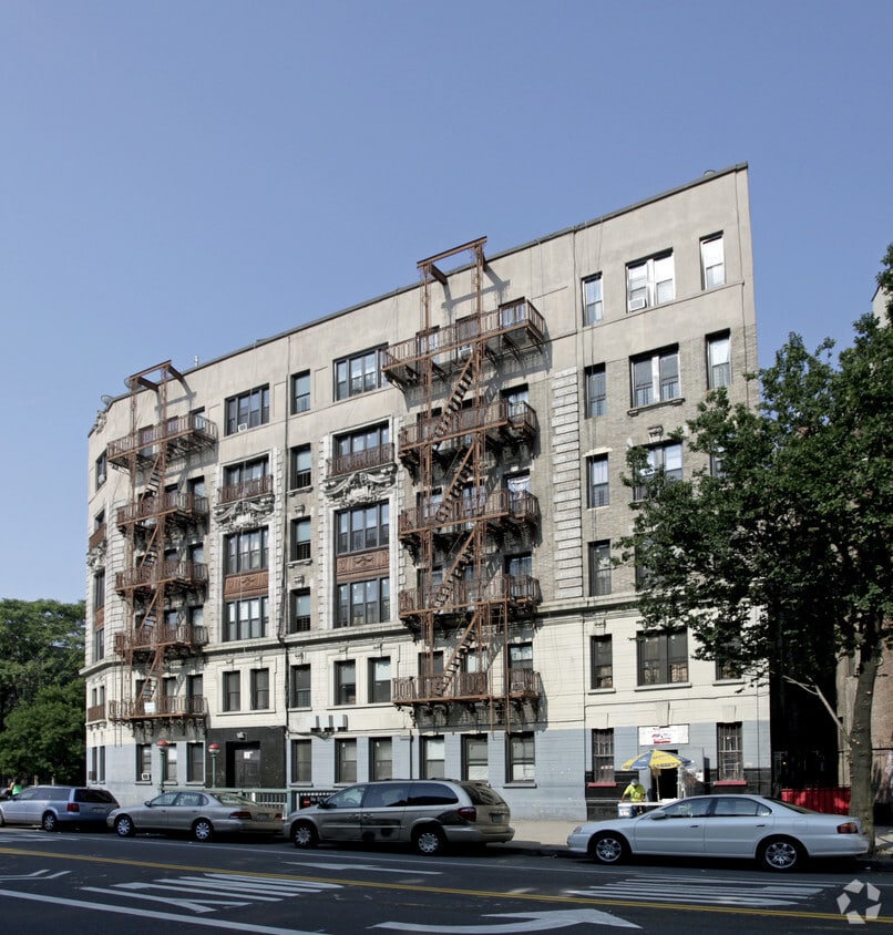Primary Photo - 354 ocean ave