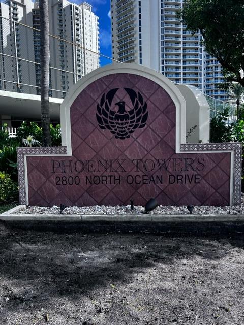Primary Photo - 2800 N Ocean Dr