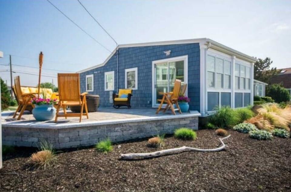 Primary Photo - 24 Shore Rd