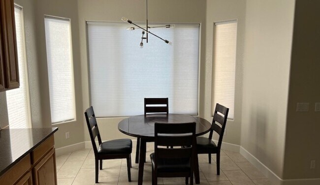 Foto del edificio - 4130 E Spur Dr