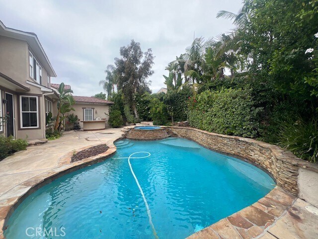Foto del edificio - 9 Bayleaf Ln