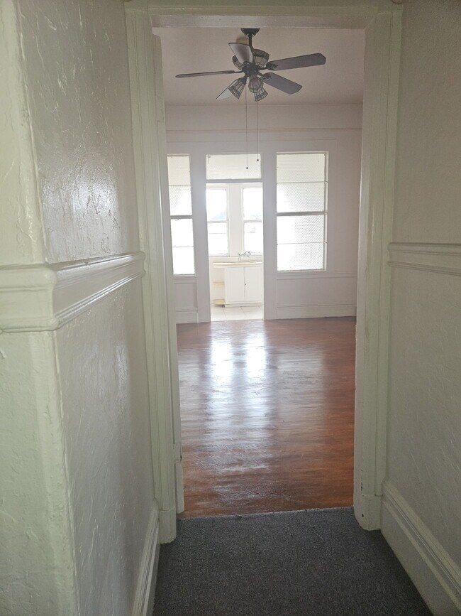 Foto del edificio - 951 Shotwell St