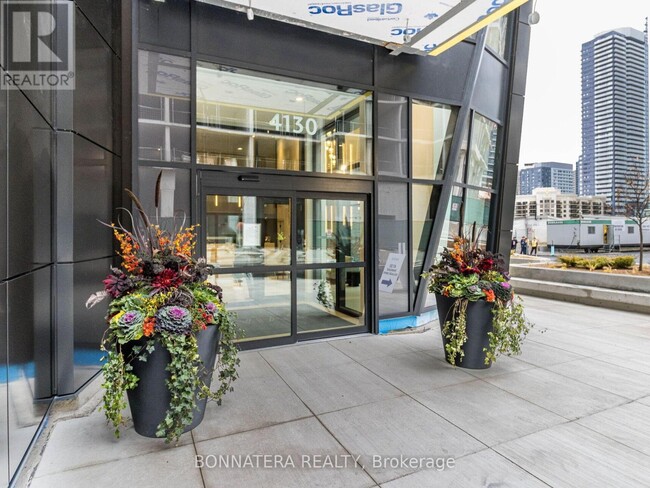 Photo du bâtiment - 4130-4130 Parkside Village Dr