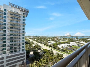 Building Photo - 3400 N Ocean Dr