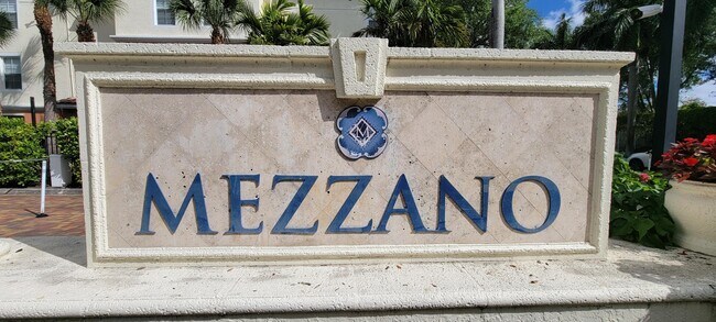 Foto del edificio - 9887 Baywinds Blvd