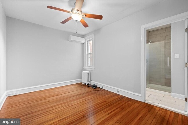 Foto del edificio - 836 W Lancaster Ave