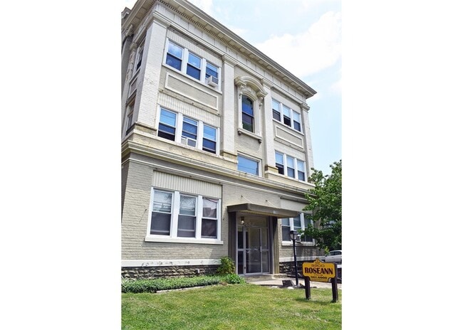 Foto del edificio - 3300 Jefferson Ave