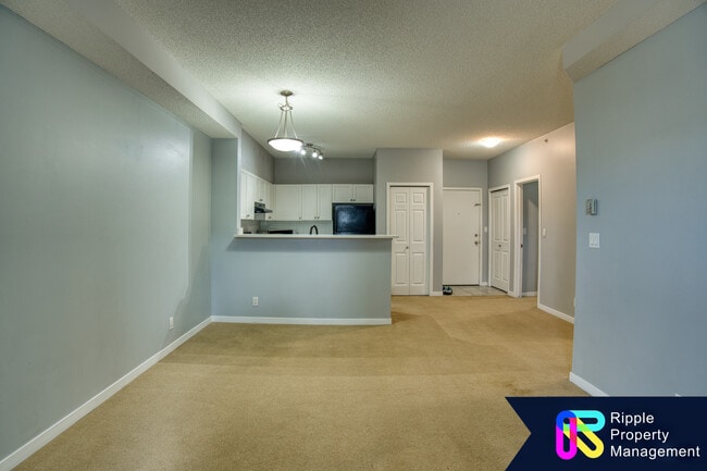 Photo du bâtiment - 333 Taravista Dr NE