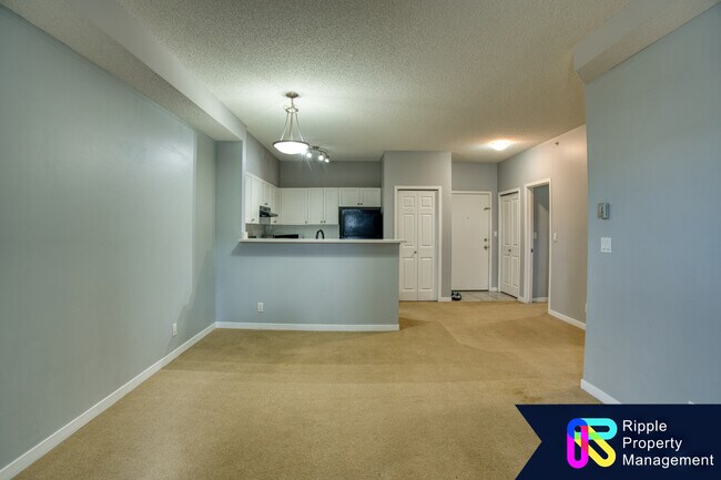 Photo du bâtiment - 333 Taravista Dr NE