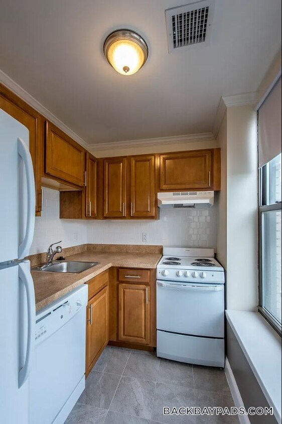 Foto principal - 1078 Boylston St