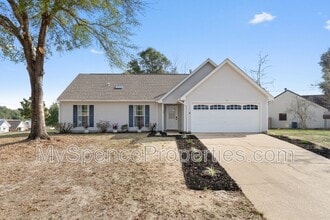 Building Photo - 102 Hollow Cove