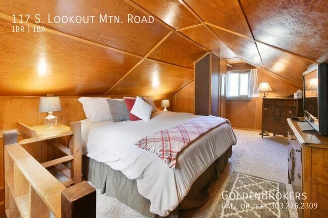 Photo - 117 S Lookout Mountain Rd House