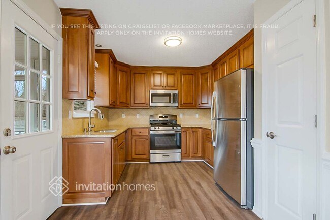 Building Photo - 53 Hobson Ln