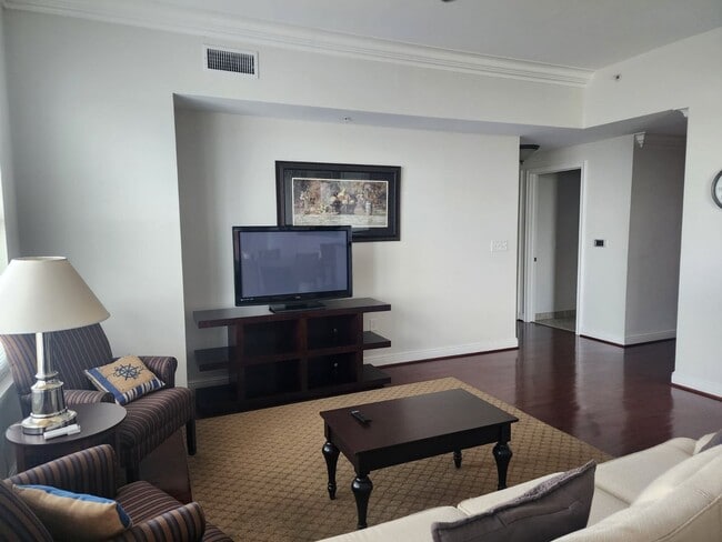 Building Photo - 223 Sky Sail