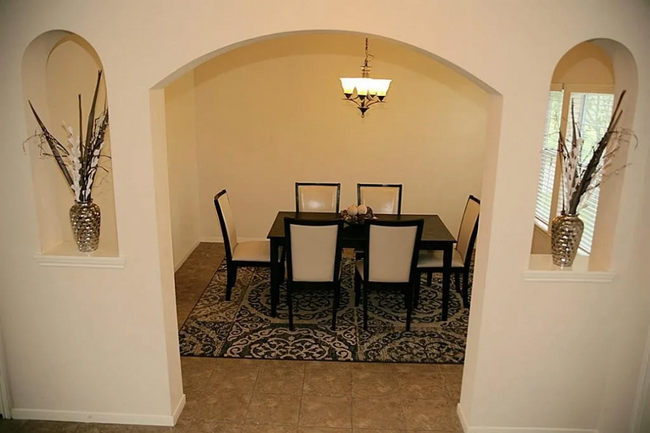 Photo - 1627 Royal Chase Dr House