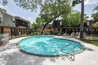 Building Photo - 9021 Gaylord Dr