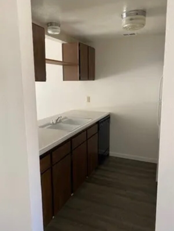 Foto del edificio - 4433 Cynthia Way