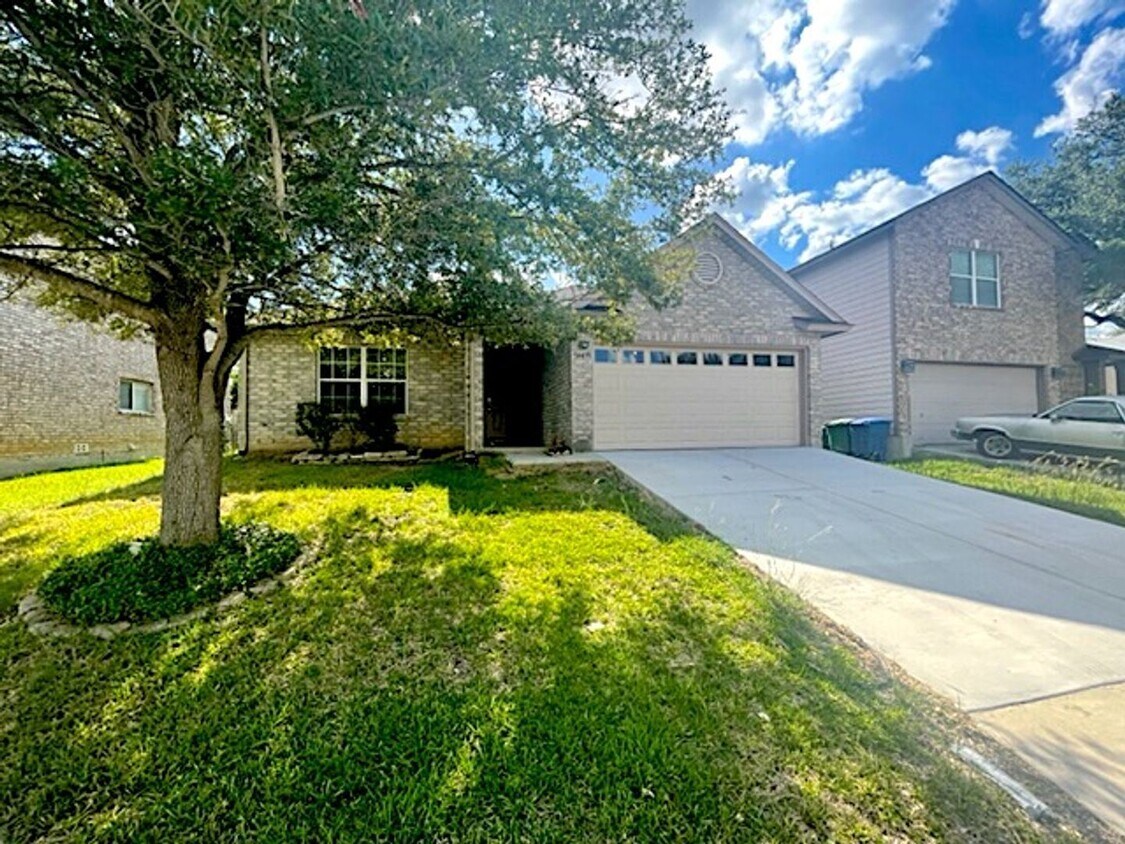 Primary Photo - 3 br, 2 bath House - 14435 Biltmore Glen