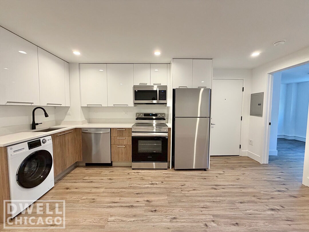 Foto principal - 955 W Carmen Ave