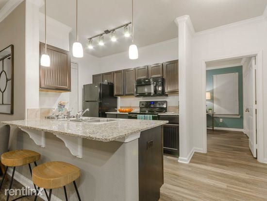 Foto principal - 11660 Crane Brook Dr
