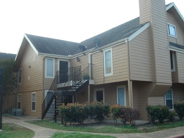 Foto del edificio - Eden Gardens Apartments